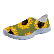 Load image into Gallery viewer, Youwuji Fashion Fashion Women Brand Flats Shoes Floral Style Women&#39;s Sneakers Flower Printed Casual Beach Slip-on Mesh Shoes Woman

